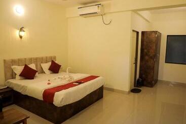 Mokalbaug Beach Resort