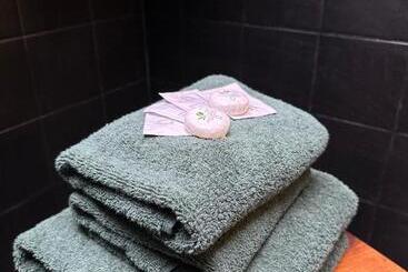 膳宿费 Emotion Apartments