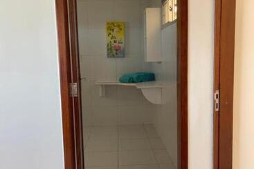 پانسیون Meg House