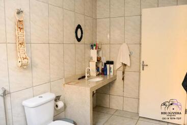 پانسیون Suíte Em Casa Com Piscina Em Belo Horizonte