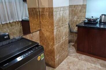 Quoc Cuong Hotel & Apartment