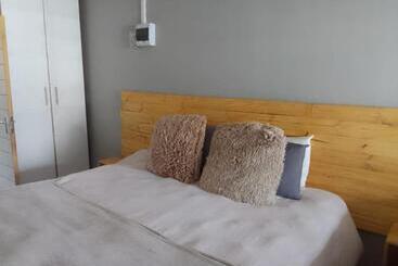 Umbilo Bed And Breakfast 08 Rick Turner