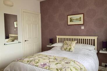 Wilmcote Bed And Breakfast