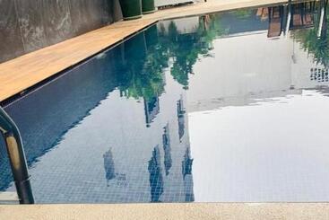 Fourteen Hotel Ain Sebaa