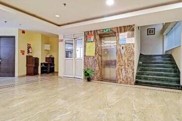 فندق Airport Billions