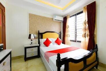 هتل Nam Cường X