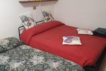 פנסיון Barbara Rooms