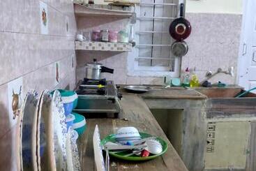 Пансион Barooah আশ্ৰয় 2bhk House Self Cooking