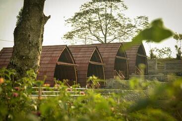 אתר נופש The Hills Kerinci