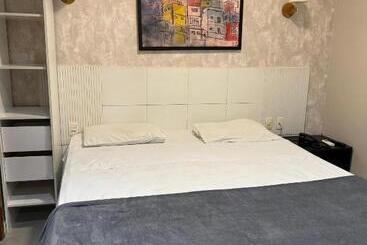 هتل آپارتمان Living Flamengo