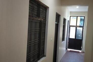 Tirupati Hotel And Restaurant