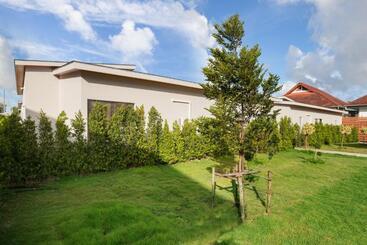 فندق Andaman Best Time Grand Pool Villa