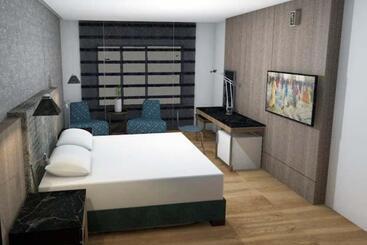Отель Ardenhills Suites