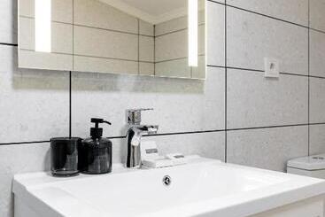 هتل Zhytomyr Palace Mimino