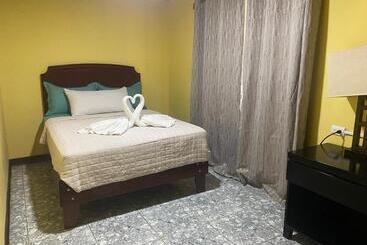 アパートホテル La Reina Del Mar