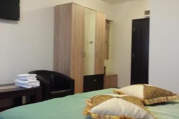 Мотель Popas Tei Cazare Muncitori Judetul Tulcea