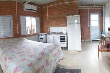 펜션 Quarto Aconchegante Barão Geraldo