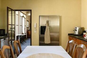 פנסיון Room In A Farmhouse   Private Bathroom   By Feelluxuryholidays