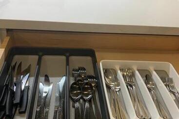 بنسيون Short Term Room In Toronto Six Four Seven Seven Two Zero Five Three Six Eight