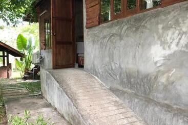 منتجع บ้านวารีชีวา Wareecheewa