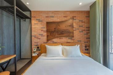 Taiyo Hotel & Apartment