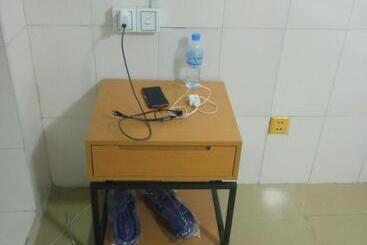 מלון דירות 华越宾馆