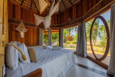 Отель Bambu Blu Lagoon Homes