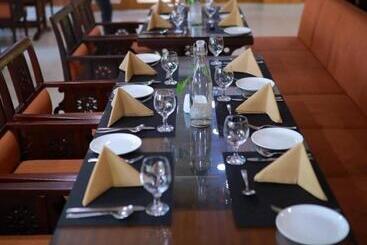 ホテル Haveli Backwater Resort