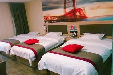 בית מלון כפרי Thank Inn Plus Suzhou Sixian Sizhou Avenue