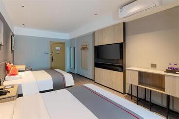 فندق Thank Inn Shaoxing Luxun Hometown