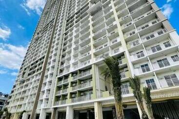 Aparthotel Lovely Studio Unit In Celandine