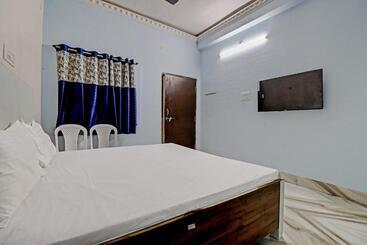 Spot On Hotel Ayush