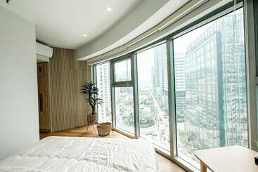 هتل آپارتمان Vibrant Oasis With The Best View + Fast Wifi