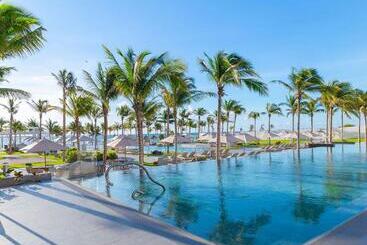 בית מלון כפרי Ocean View In 5 Diamond Resort