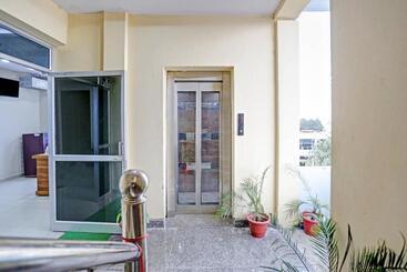 בית מלון כפרי Royal View