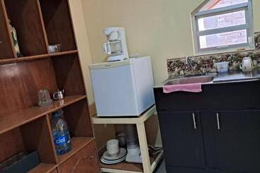 بنسيون Estudio&gamas