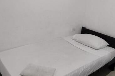 پانسیون Manga Home   Hostal Cartagena