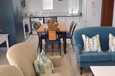 Пансион Penny S Place On Greenway