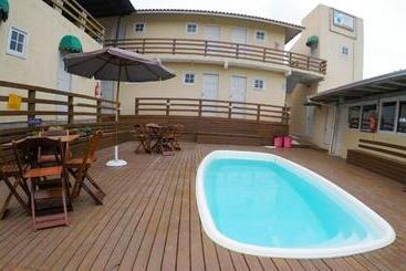 هاستل Porto Pousada