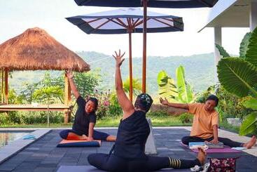 ベッドアンドブレックファースト Tree Tops Mandalika