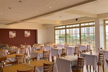 هتل Atlántico Suites