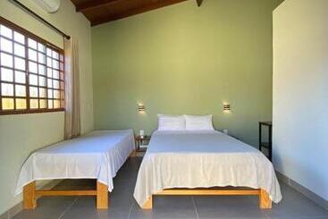 هتل Pousada Portal Do Cerrado