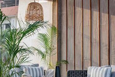 Naturoville Resort