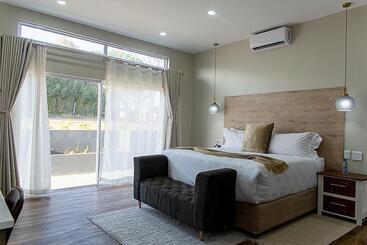 פנסיון Lilitha Boutique Hotel East London