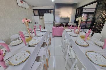 بنسيون Triunfo Guest House