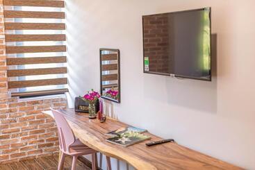 هتل آپارتمان Trần Long Cù Hin