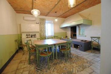 Idea Resort   Rooms&apartments