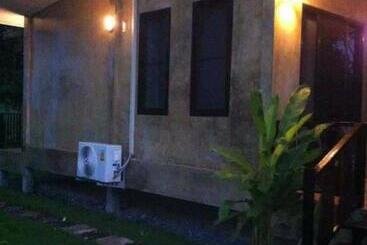 Albergue เพ็ญวิวรีสอร์ท Phenview Resort