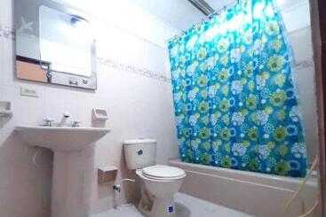 هاستل Alojamientos Turísticos Shalain