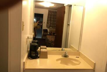 호스텔 Luxury Inn